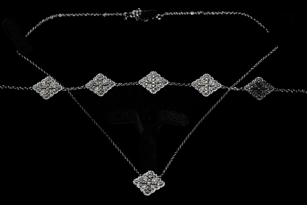 Clover Necklace VVS