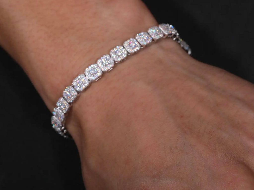 Halo Line Bracelet VVS