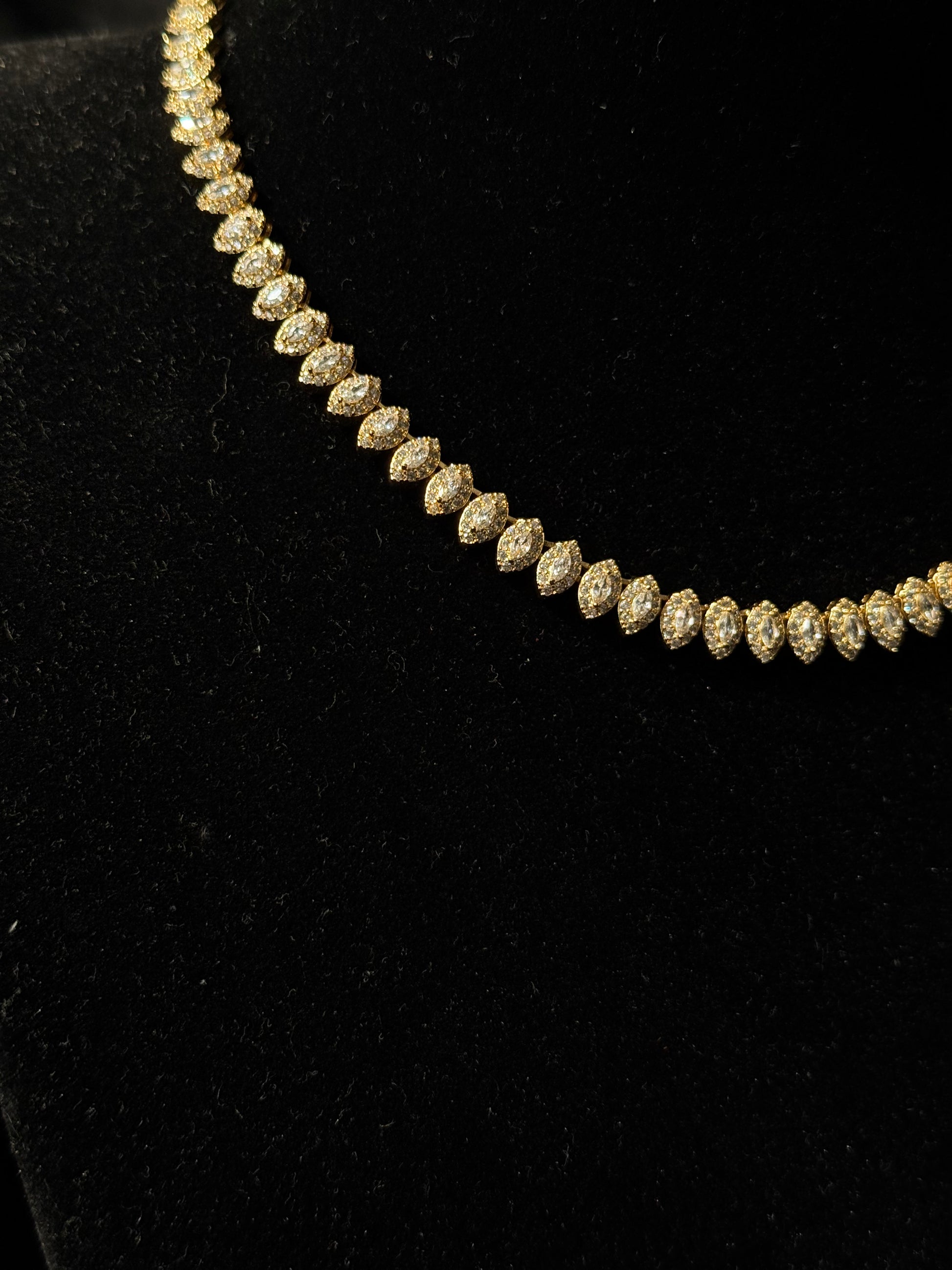 Marquise Royale Chain