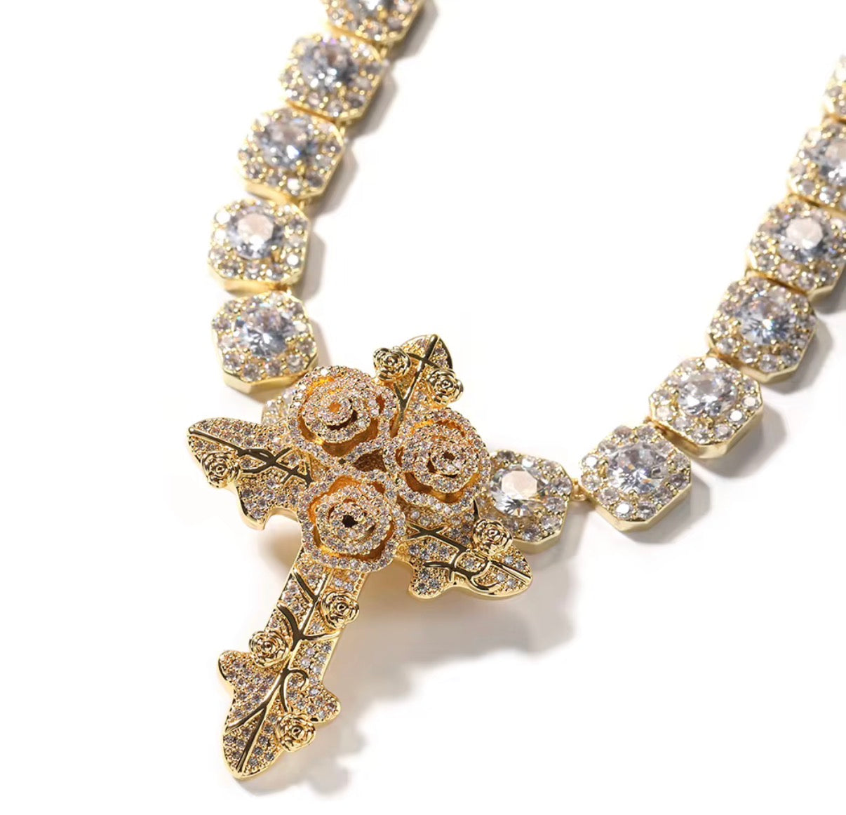 Rosé Croix Pendant