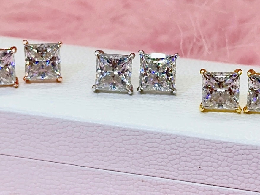 Mirror Stud Earrings VVS