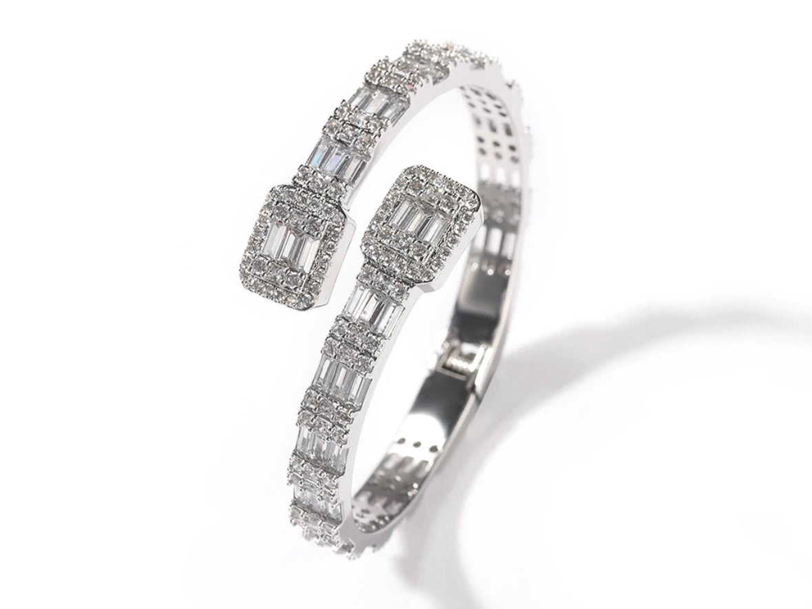 Top Tier Bangle