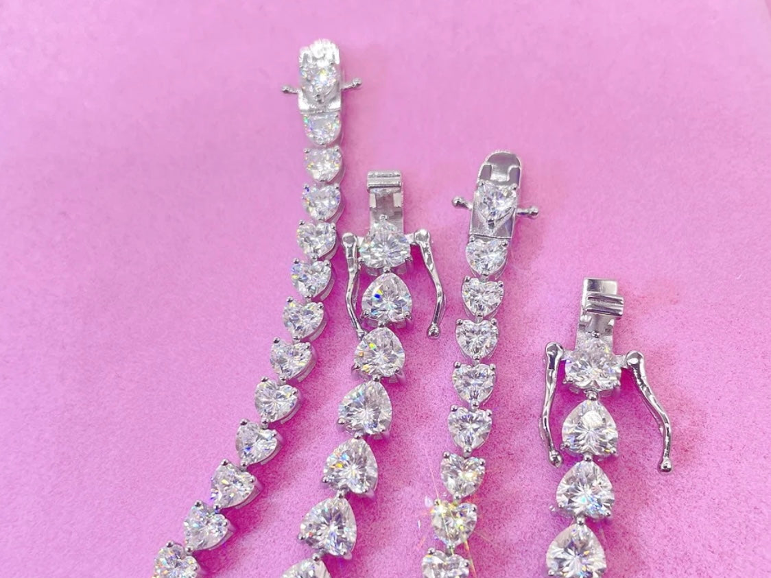 Heart Shaped Bracelet VVS