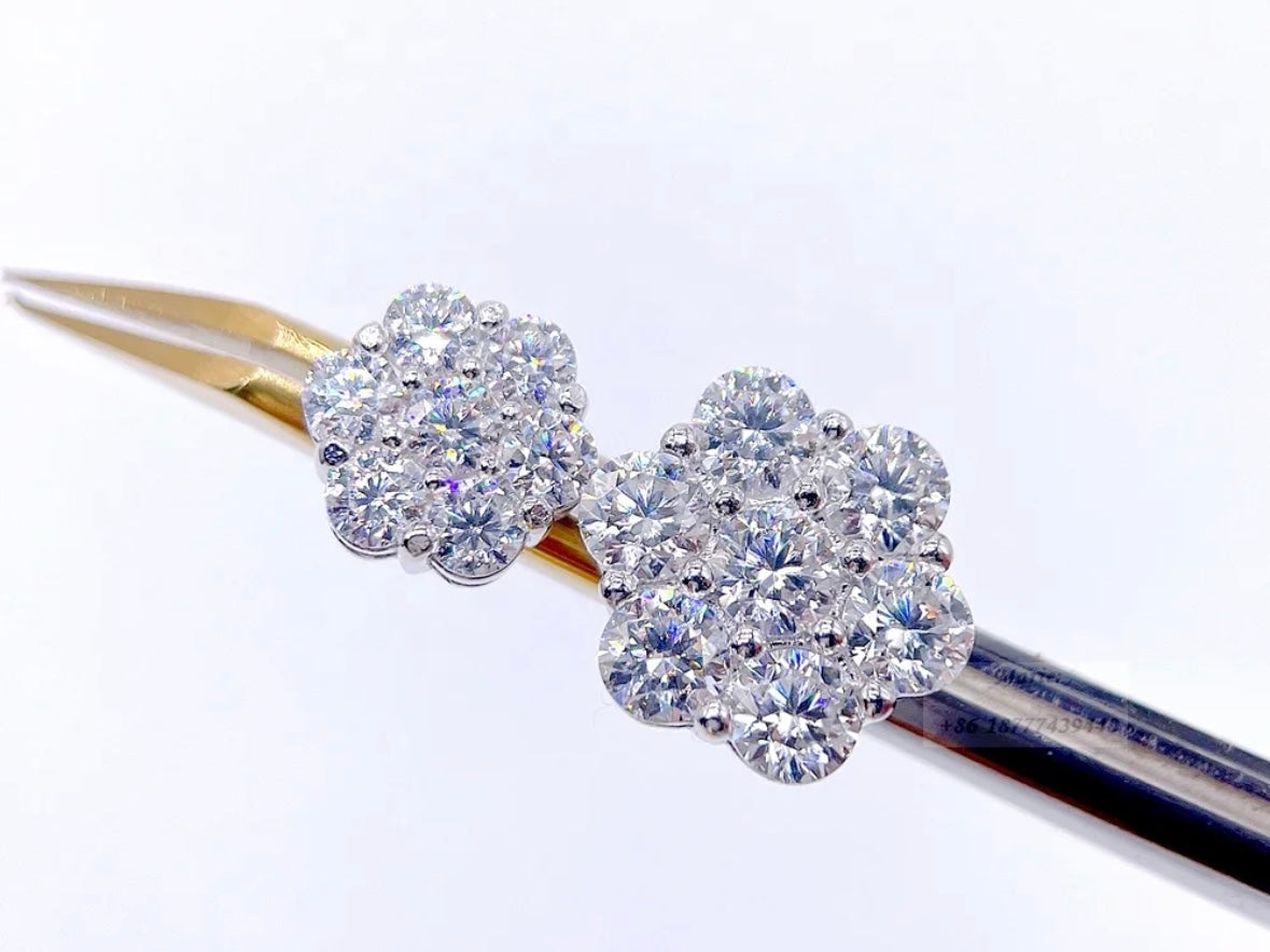Cluster Earrings VVS