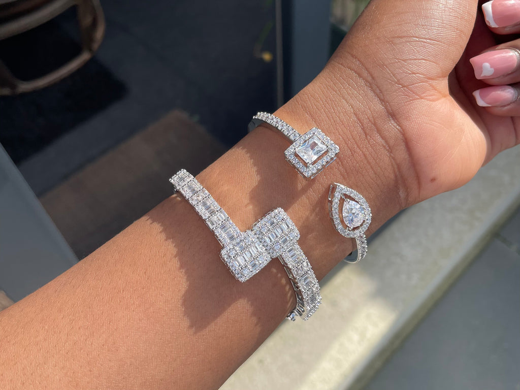 Tear Drop Bracelet