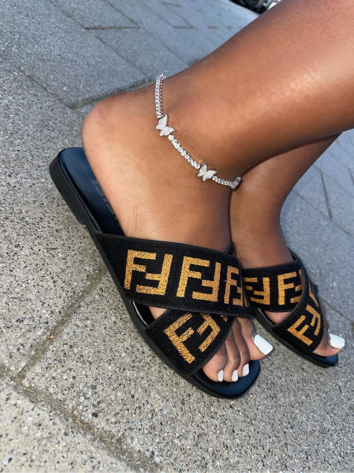 Ballerina Anklet